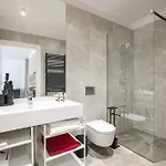Orange Luxury King Bed Apartment, Bussiness, Leisure In One Cotroceni