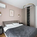 Appartement Orange Luxury King Bed Apartment, Bussiness, Leisure In One Cotroceni