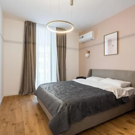 Orange Luxury King Bed Apartment, Bussiness, Leisure In One Cotroceni Appartamento *