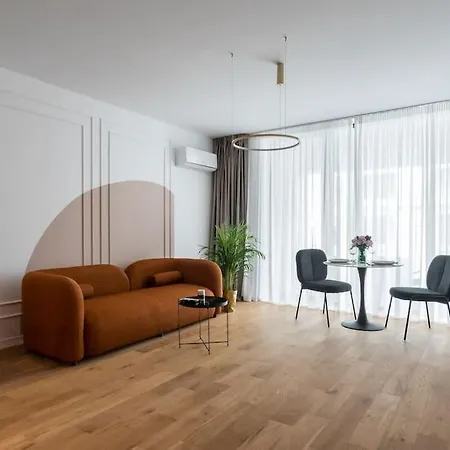 Appartamento Orange Luxury King Bed Apartment, Bussiness, Leisure In One Cotroceni Bucarest