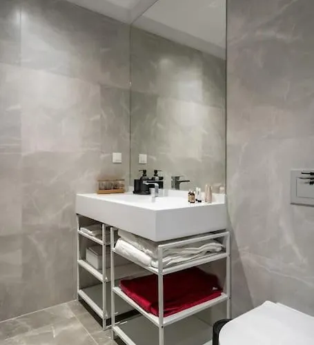 Orange Luxury King Bed Apartment, Bussiness, Leisure In One Cotroceni Apartment *
