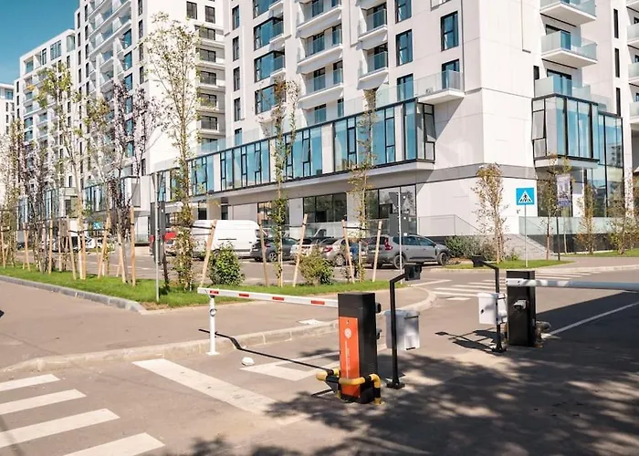 Apartment Orange Luxury King Bed Apartment, Bussiness, Leisure In One Cotroceni Bucharest