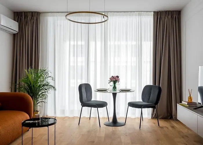Apartment Orange Luxury King Bed Apartment, Bussiness, Leisure In One Cotroceni *