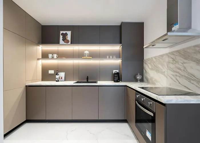 Orange Luxury King Bed Apartment, Bussiness, Leisure In One Cotroceni *