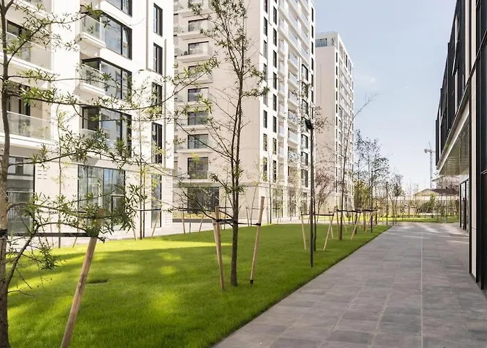 Orange Luxury King Bed Apartment, Bussiness, Leisure In One Cotroceni Apartament Bucureşti