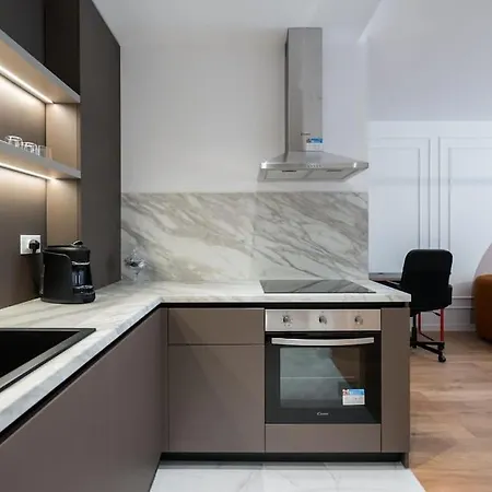 Appartamento Orange Luxury King Bed Apartment, Bussiness, Leisure In One Cotroceni *