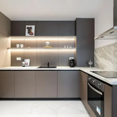 Orange Luxury King Bed Apartment, Bussiness, Leisure In One Cotroceni *