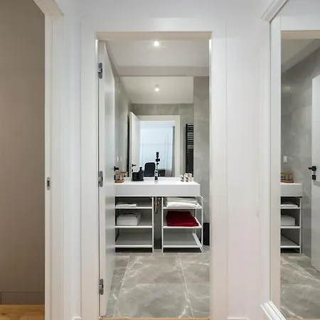 Orange Luxury King Bed Apartment, Bussiness, Leisure In One Cotroceni