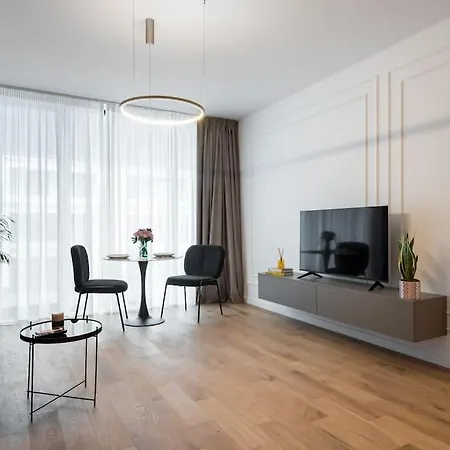 Orange Luxury King Bed Apartment, Bussiness, Leisure In One Cotroceni